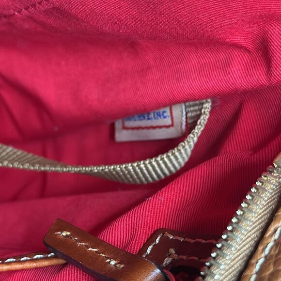 ⚪️Dooney and Bourke Pebble Grain Lexington, Color: sand with dust bag - Picture 8 of 14